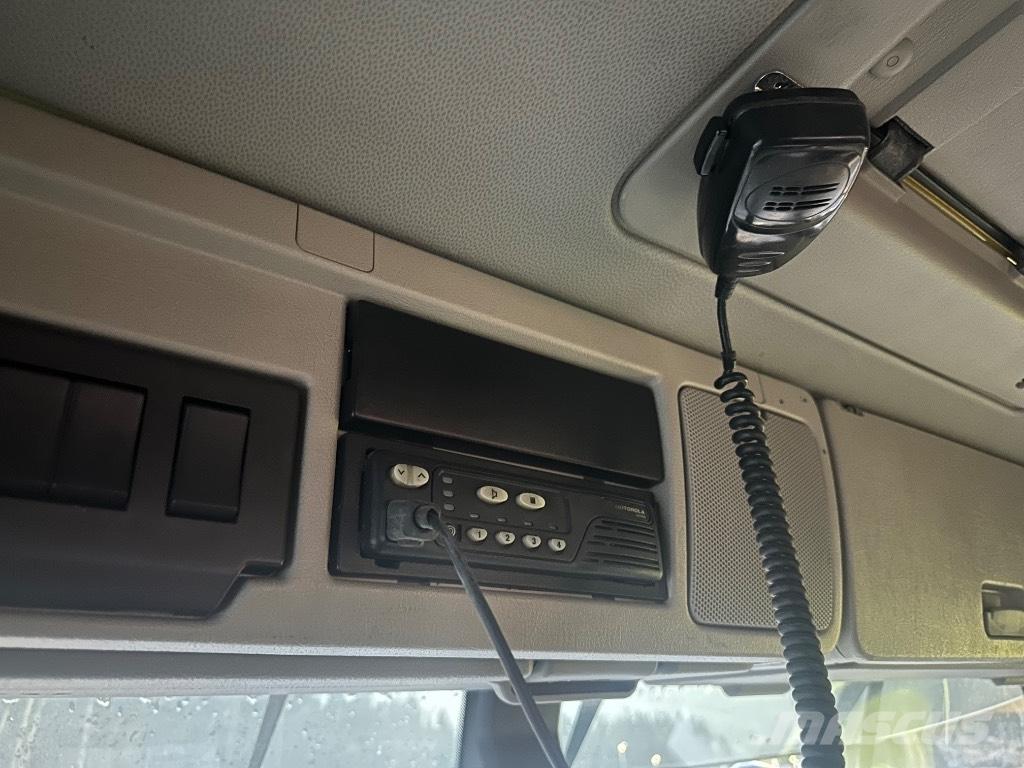 Volvo FM11 370 工程吊钩车