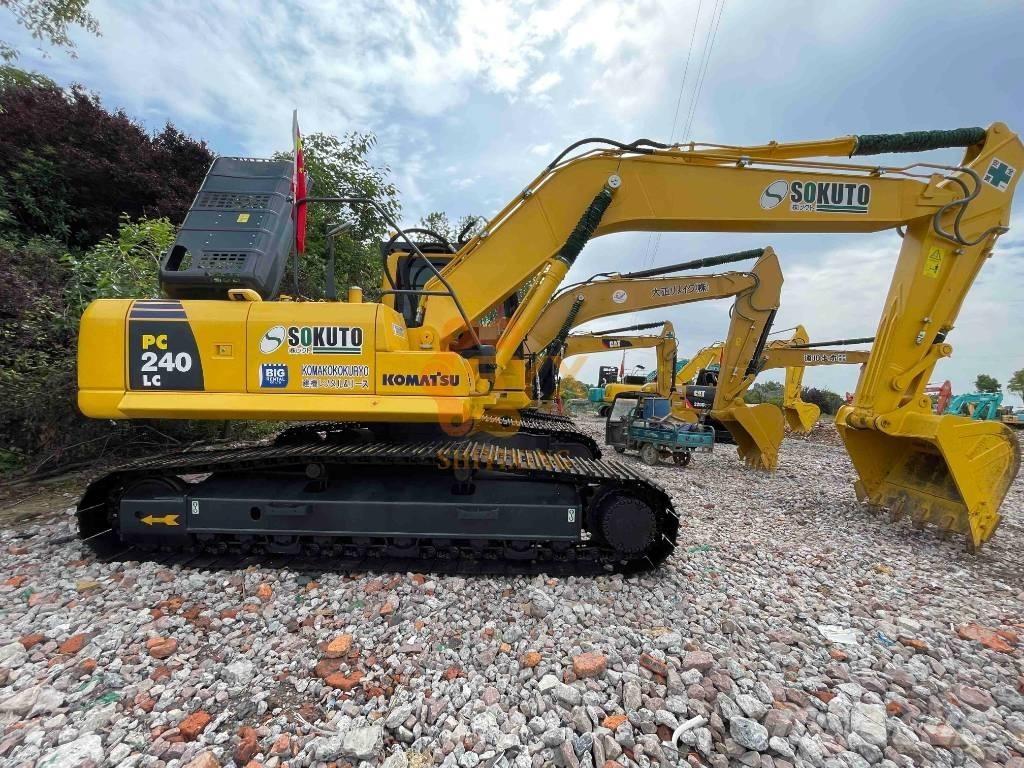 Komatsu PC 240-8 履带挖掘机