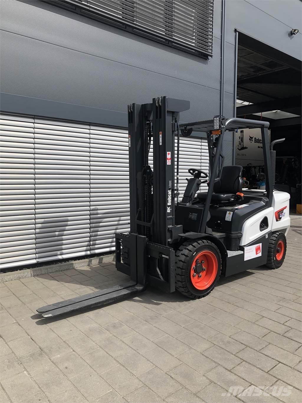 Bobcat D35NXS 柴油叉车