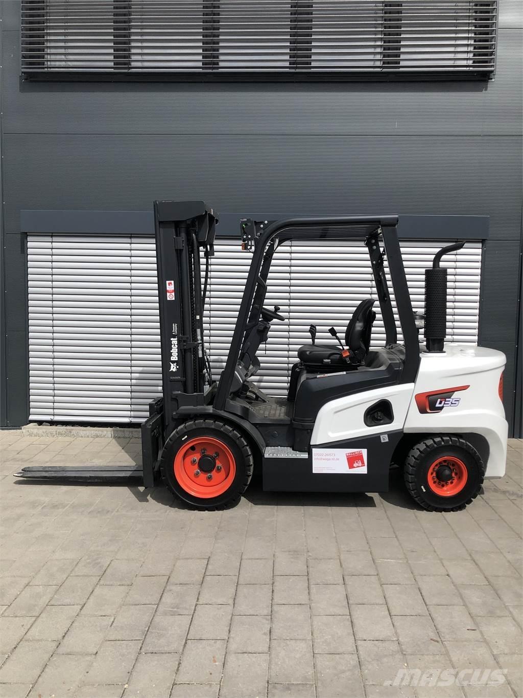 Bobcat D35NXS 柴油叉车