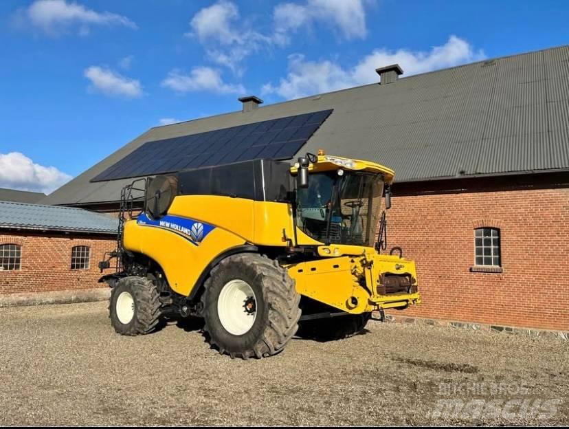 New Holland CR 9080 联合收割机