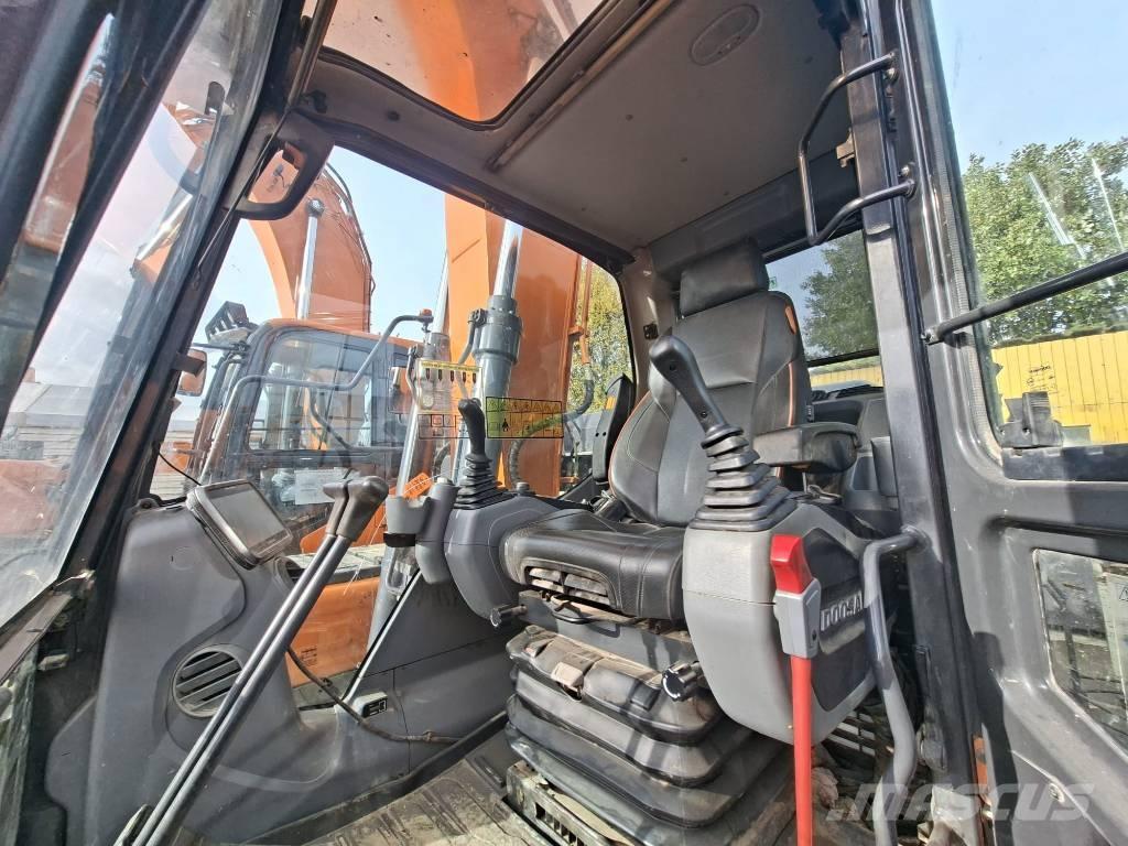 Doosan DX 140 LC 履带挖掘机
