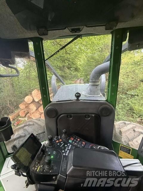 John Deere 640 L 粉碎机