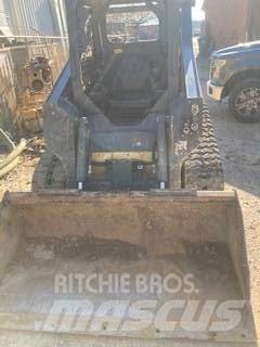 John Deere 317G 滑移装载机
