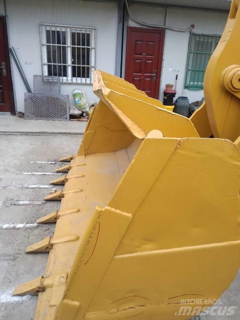 CAT 966F 轮式装载机