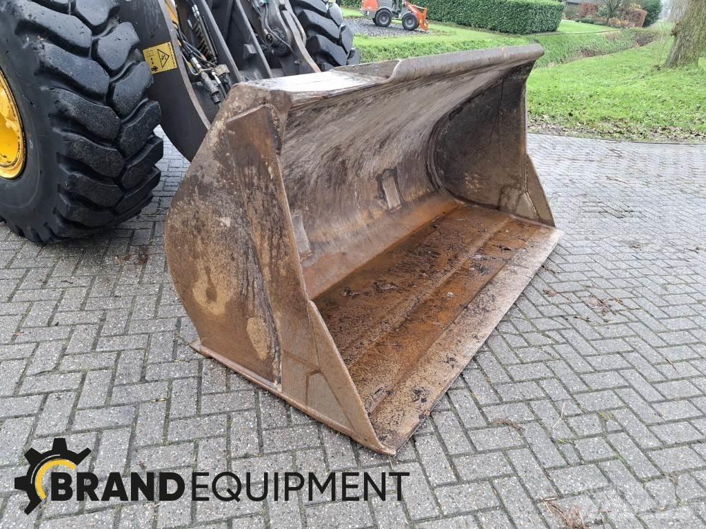 Volvo L60F 轮式装载机
