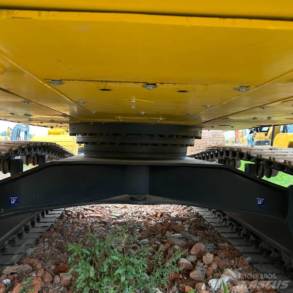 Komatsu 400-7 履带挖掘机