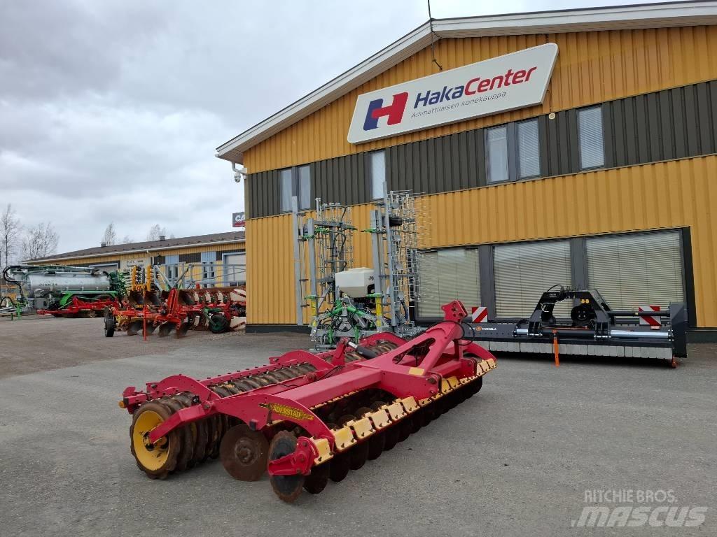 Väderstad CR400 圆盘耙