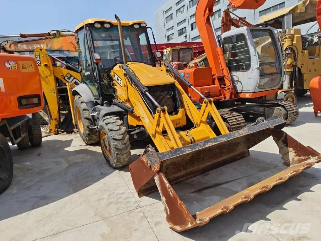 JCB 3 CX 反铲装载机