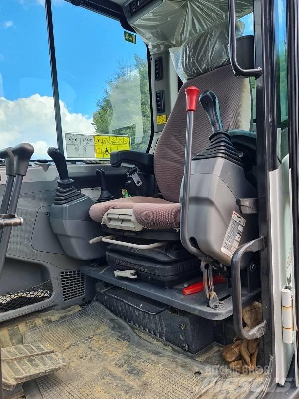 Bobcat E 85 中型挖掘机