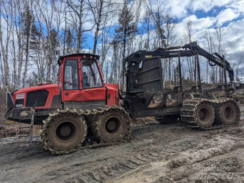 Komatsu 895 集运机