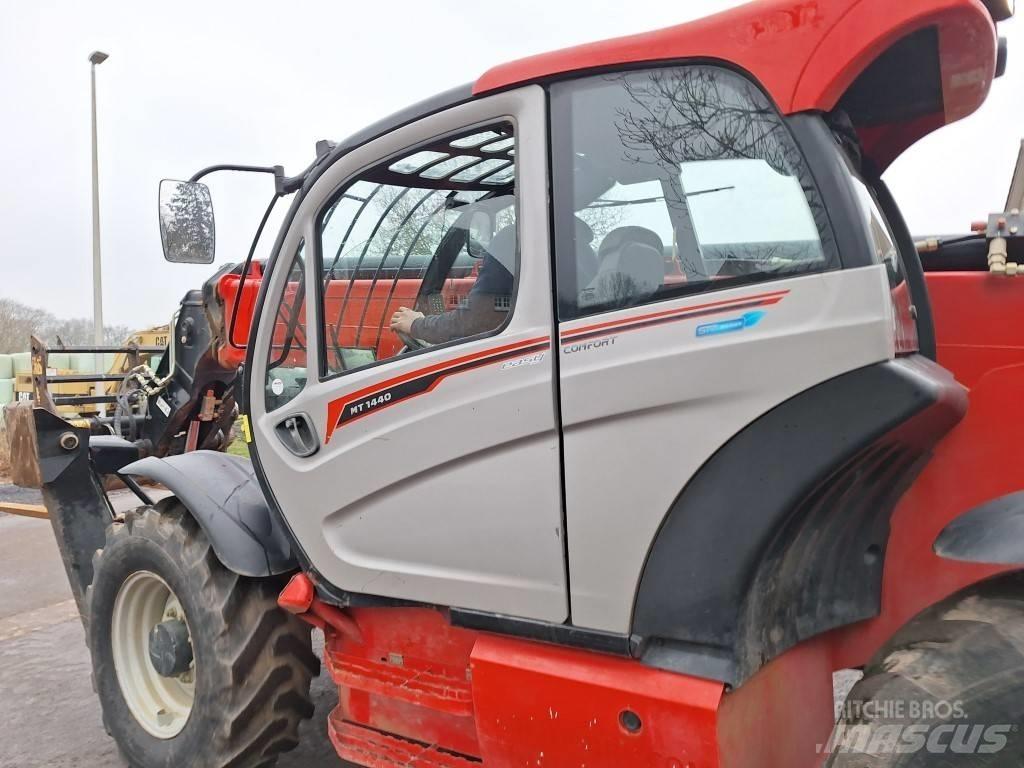 Manitou MT 1440 伸缩臂叉装车|叉装车