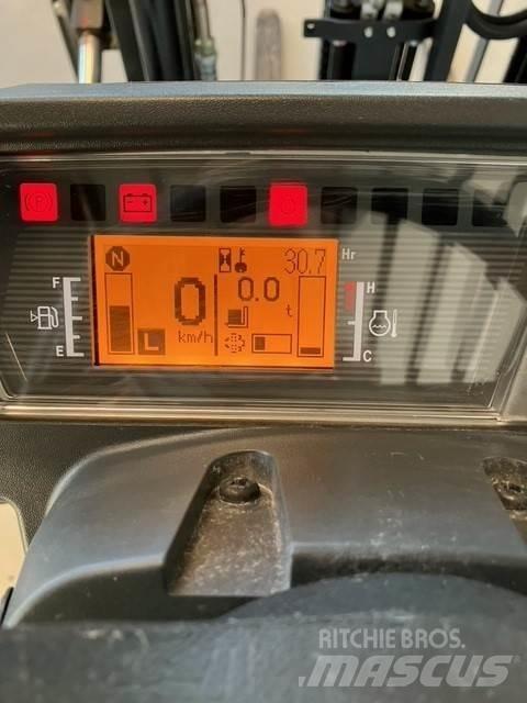 Mitsubishi FD25N3 柴油叉车