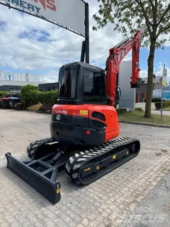 Kubota U50 小型挖掘机