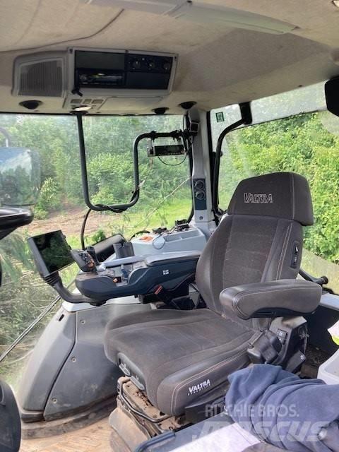 Valtra T235V 拖拉机/农用车
