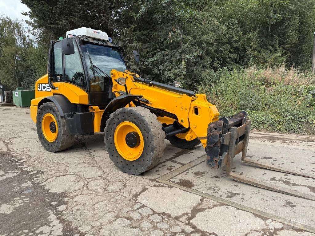 JCB TM 320 S 轮式装载机