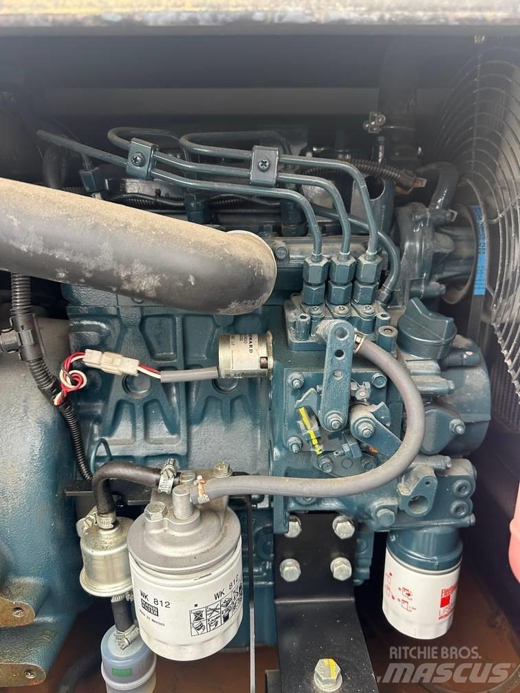 SMC TL 90 E 拖车式灯塔