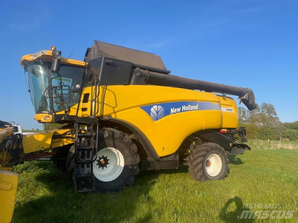 New Holland CX 8090 联合收割机