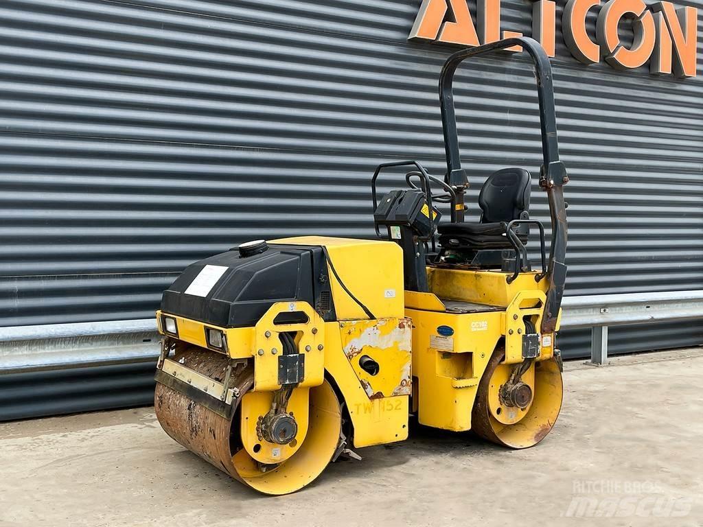 Dynapac CC102 双轮压路机