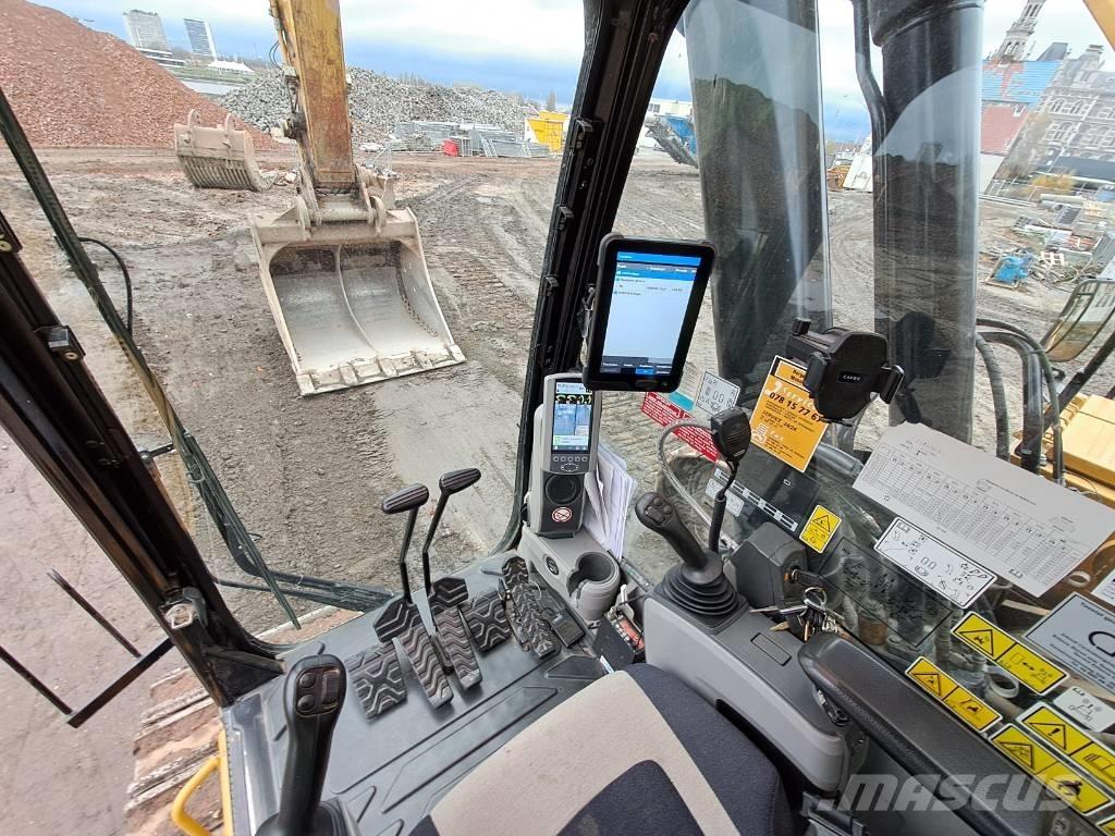 CAT 374FL 履带挖掘机