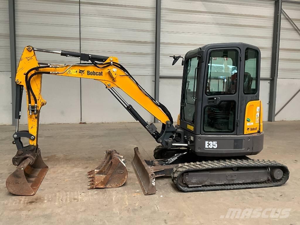 Bobcat E 35 小型挖掘机