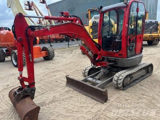 JCB 8025 小型挖掘机
