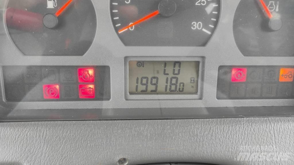 Valtra T170 拖拉机/农用车