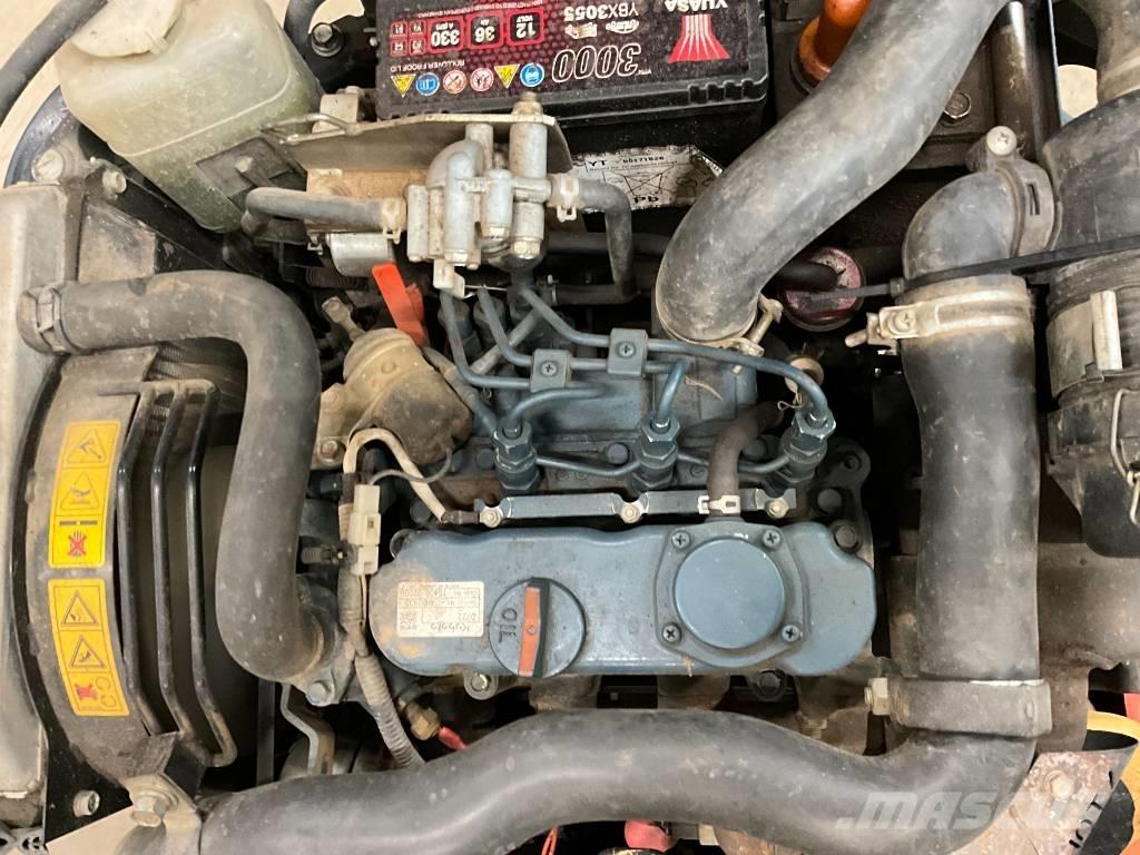 Kubota K 008-3 小型挖掘机