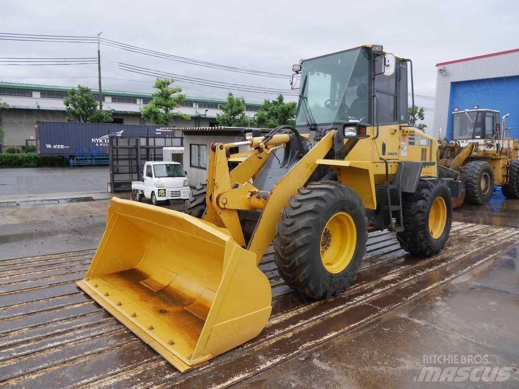 Komatsu WA100-5 轮式装载机