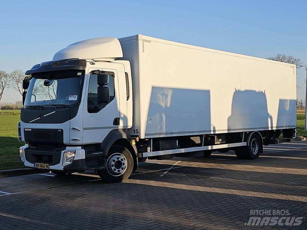 Volvo FL 250.12 厢式货车