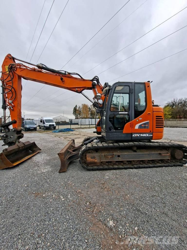 Doosan DX 140 LCR 履带挖掘机