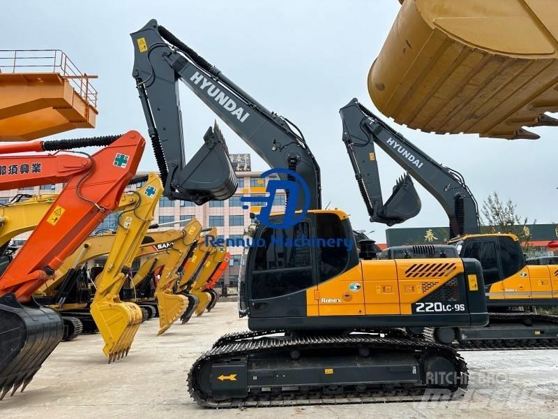 Hyundai R220LC-9S 履带挖掘机