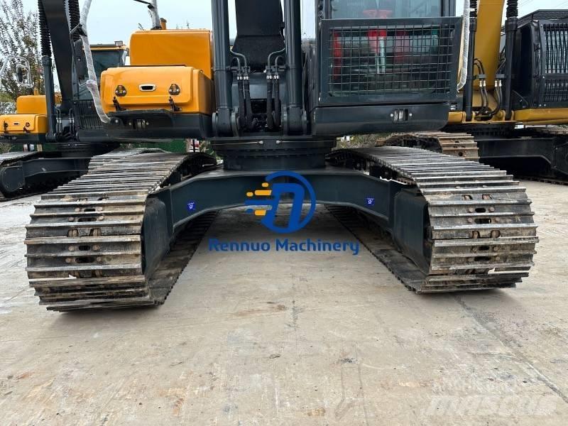 Hyundai R220LC-9S 履带挖掘机