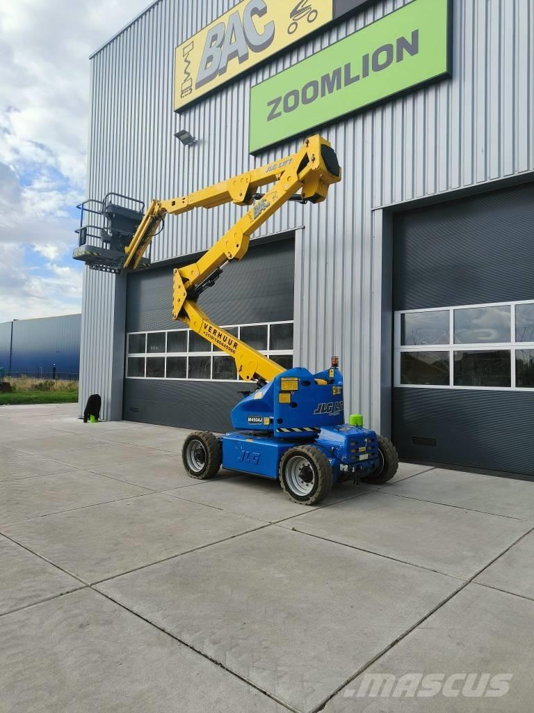 JLG M 450 AJ 曲臂高空工作平台