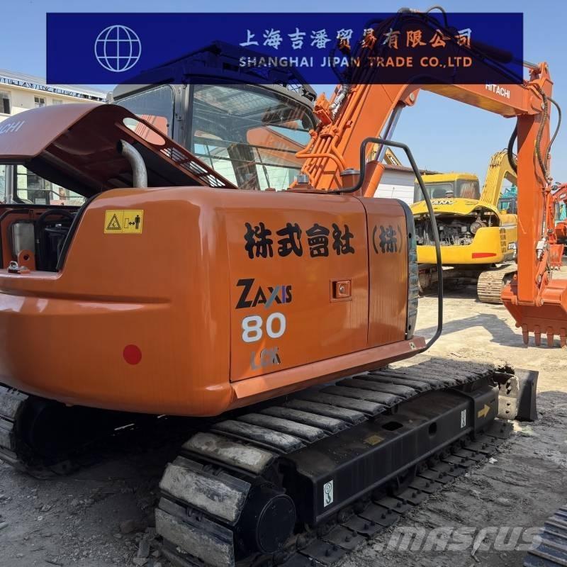 Hitachi ZX 80 中型挖掘机