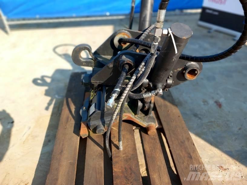 Komatsu PC88MR-8 旋转器