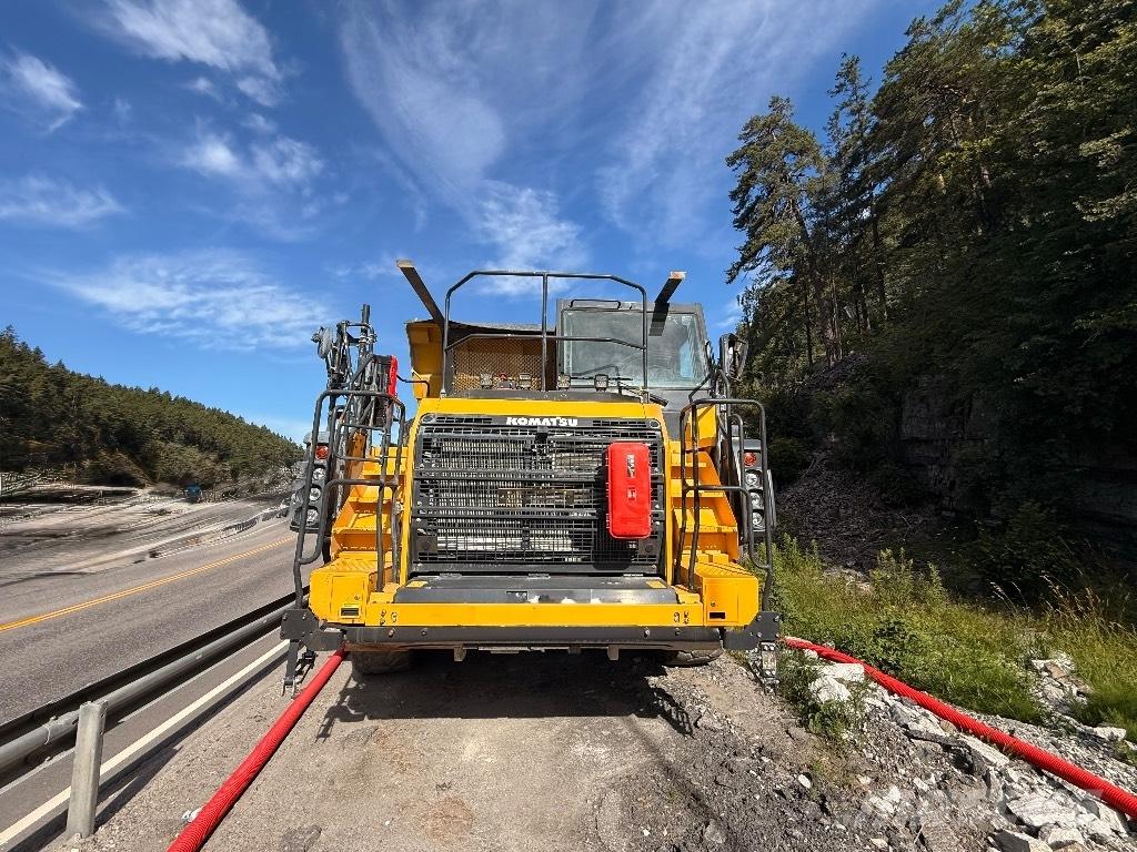 Komatsu HD 405 - 8E0 刚性自卸车