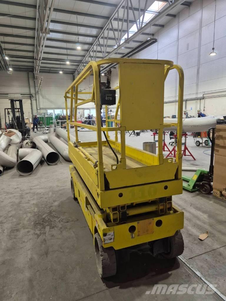 Haulotte Compact 8 剪叉式升降机