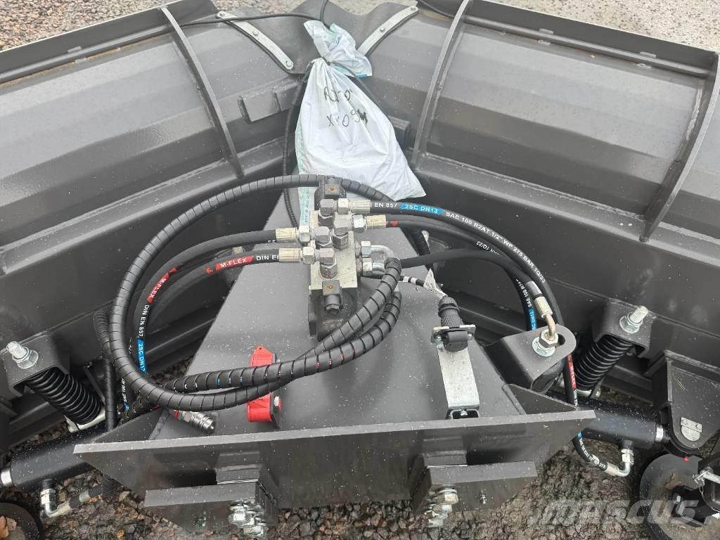 Pronar PUV 3300 推雪机