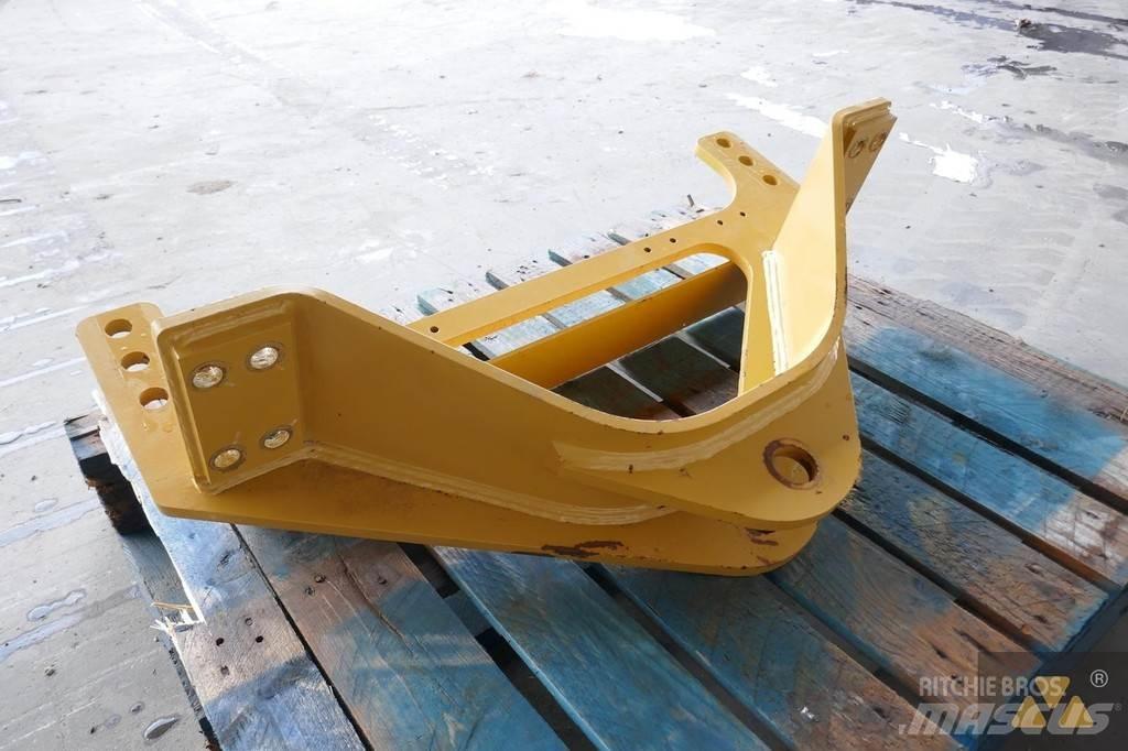 CAT 140M3 Drawbar 运输工具-其他