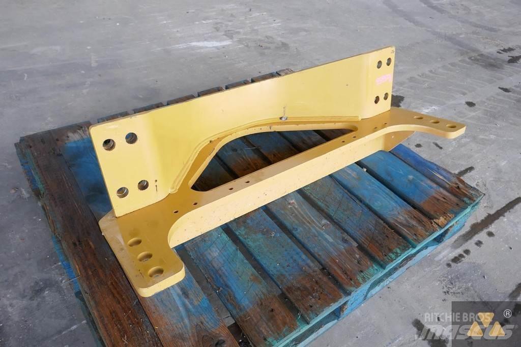 CAT 140M3 Drawbar 运输工具-其他