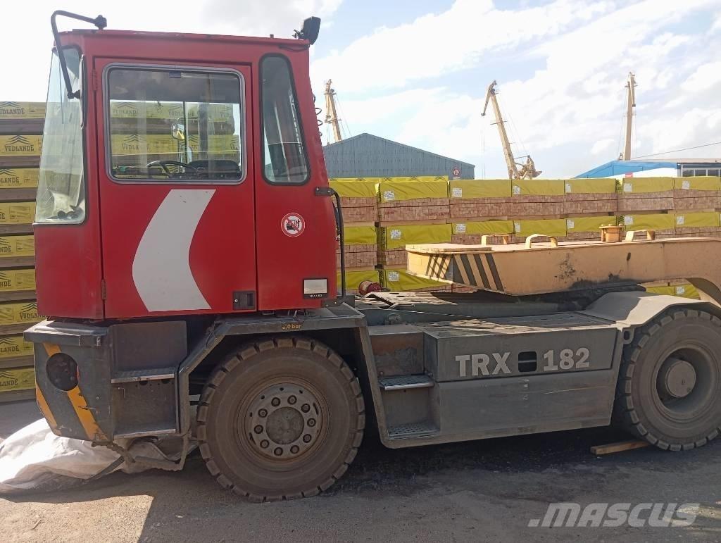 Kalmar TRX 182 码头牵引车
