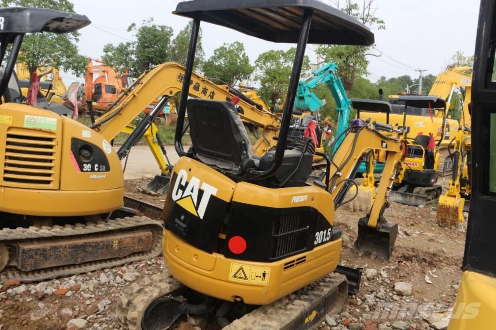 CAT 301.5 CR 小型挖掘机
