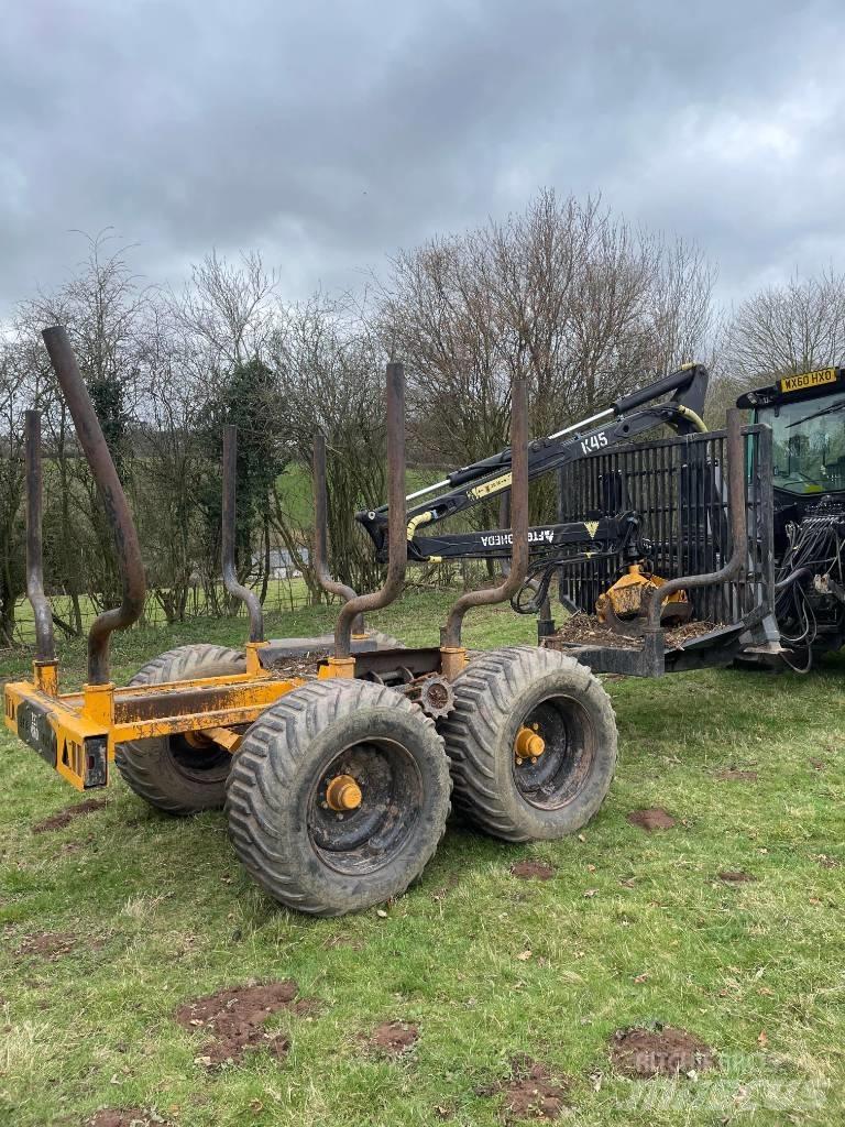 Valtra N122 拖拉机/农用车