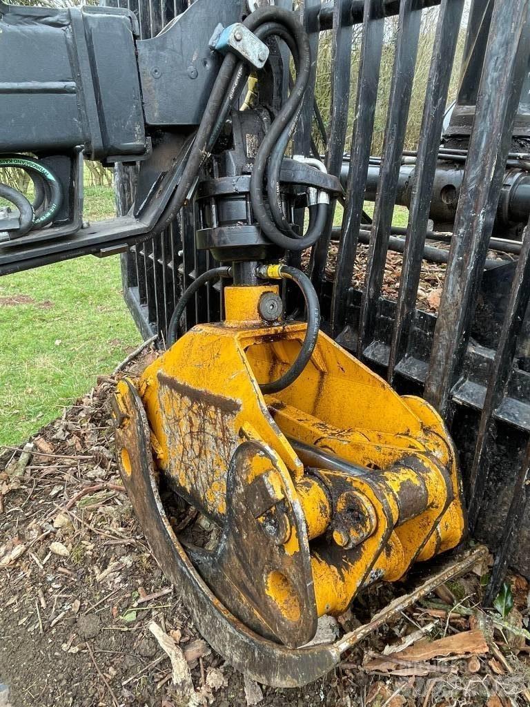 Valtra N122 拖拉机/农用车