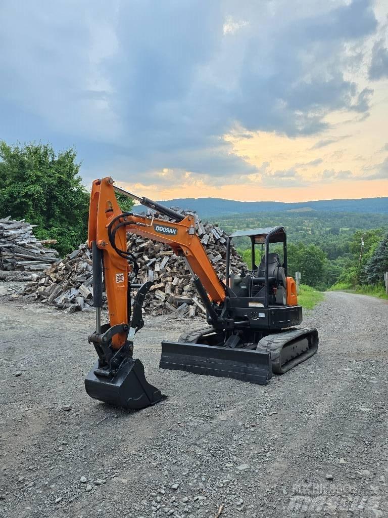 Doosan DX 50 Z 履带挖掘机
