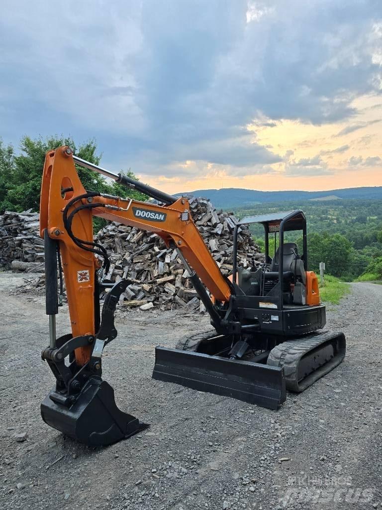 Doosan DX 50 Z 履带挖掘机