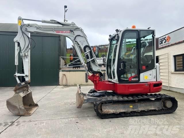 Takeuchi TB 257 FR 小型挖掘机
