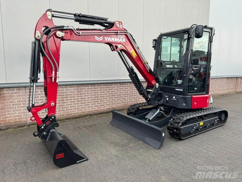 Yanmar VIO38-7 小型挖掘机