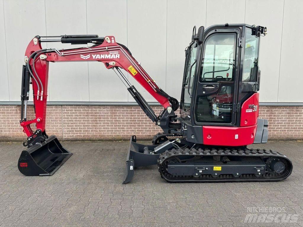 Yanmar VIO38-7 小型挖掘机